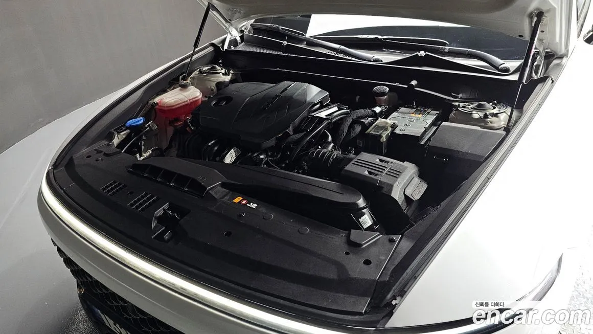 Hyundai Grandeur 2023 из KR, фото 6