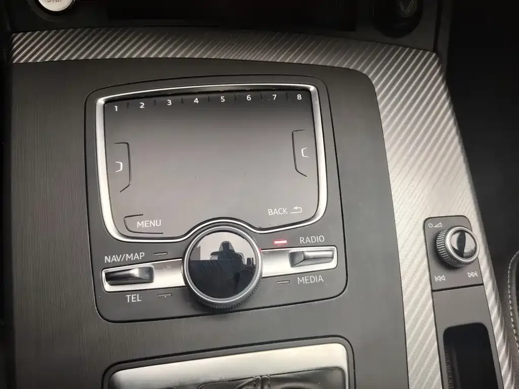 Audi Q5L 2021 из CN, фото 10