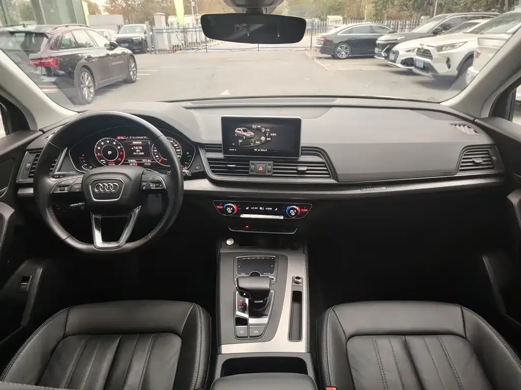 Audi Q5L 2021 из CN, фото 6