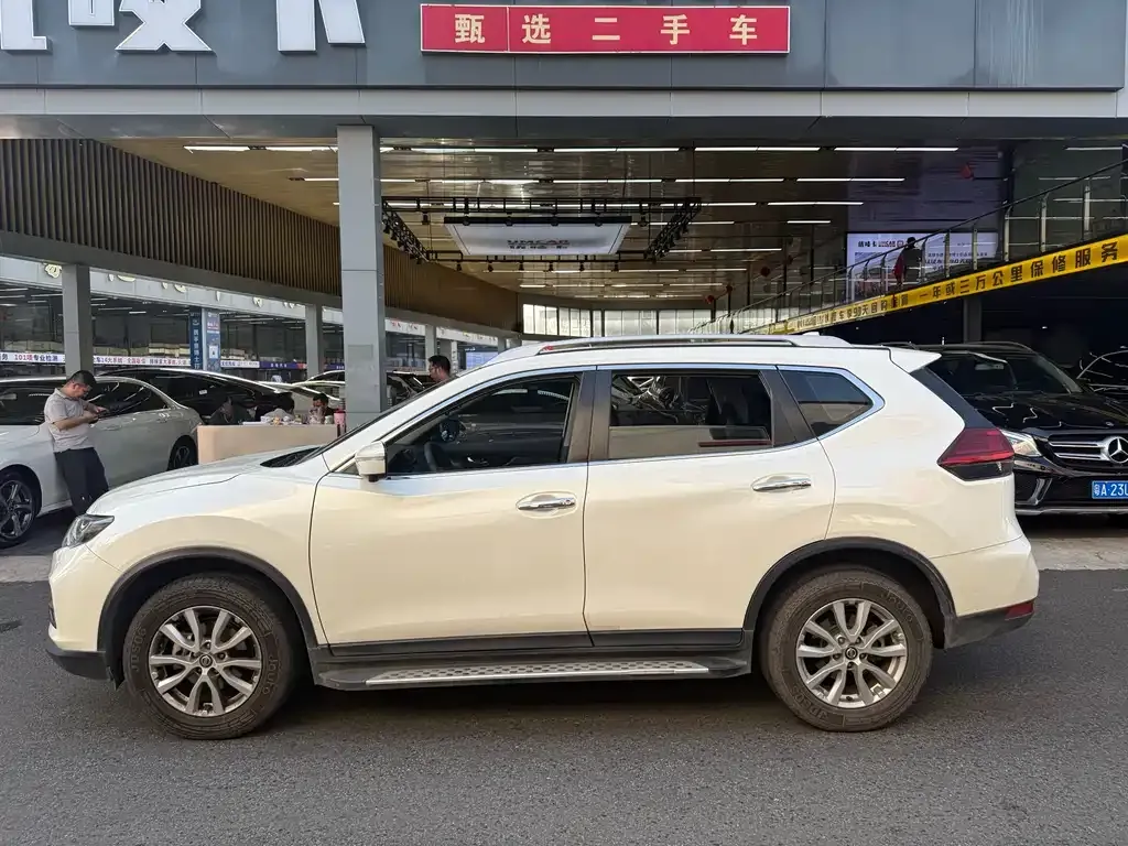 Nissan X-Trail — фото 3