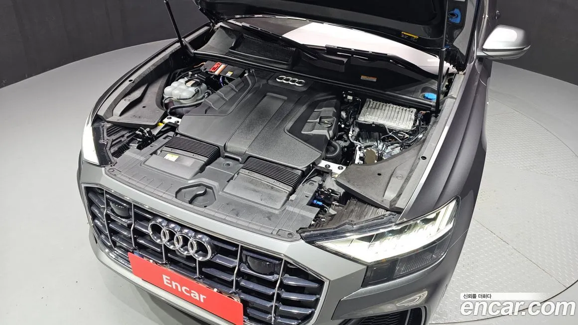 Audi Q8 2021 из KR, фото 6