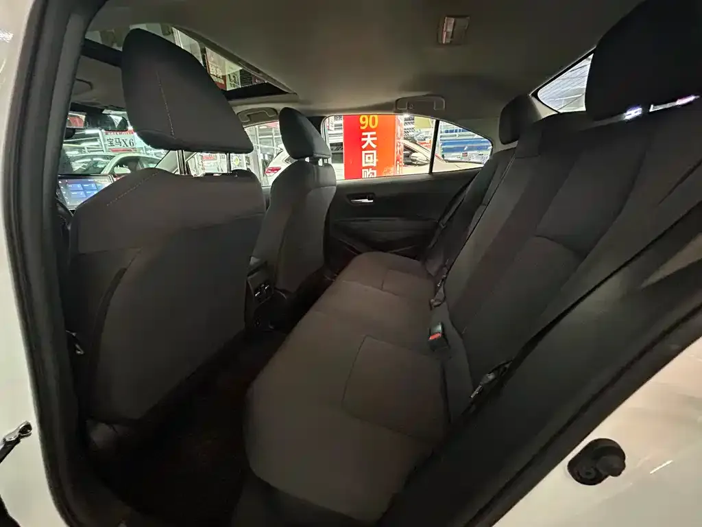 Toyota Corolla 2022 из CN, фото 10