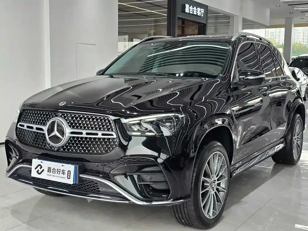 Mercedes-Benz GLE — фото 1