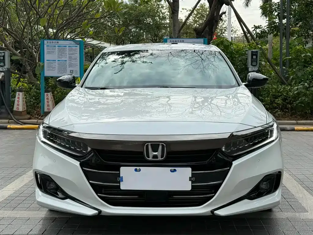 Honda Accord 2022 из CN, фото 2