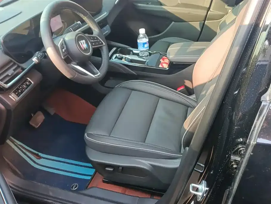 Buick Envision Plus — фото 9