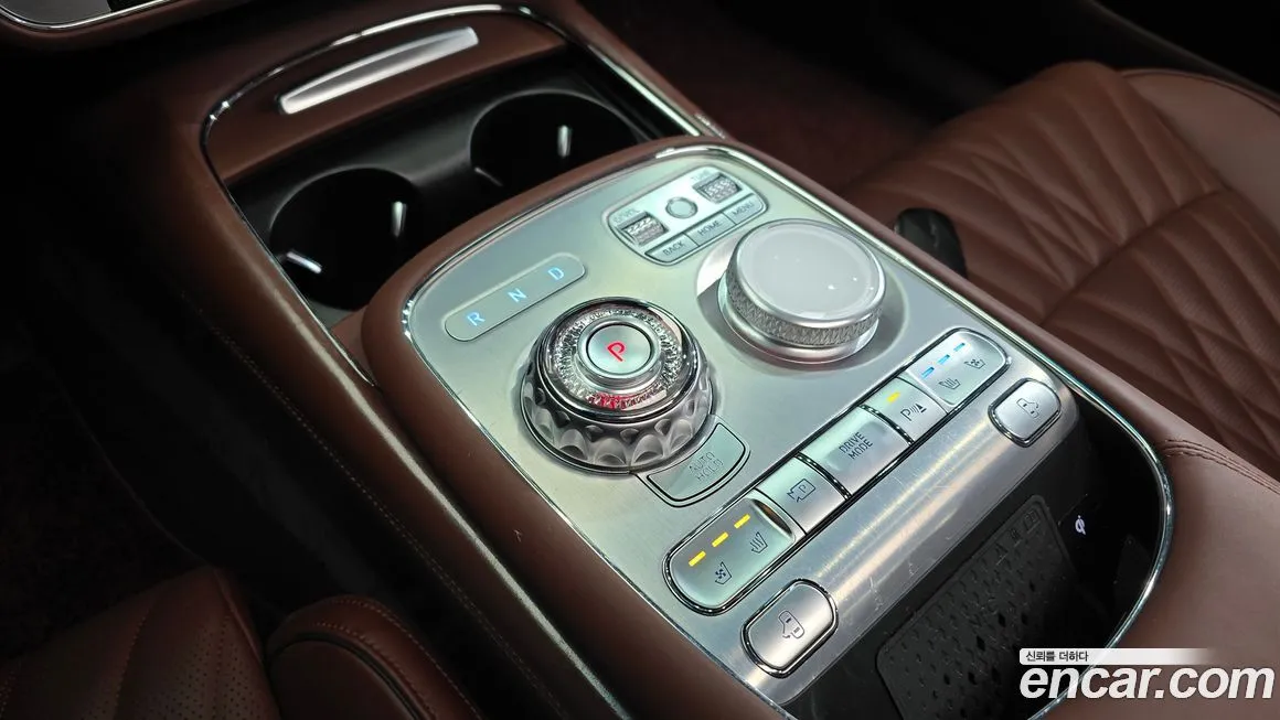 Genesis G90 — фото 9