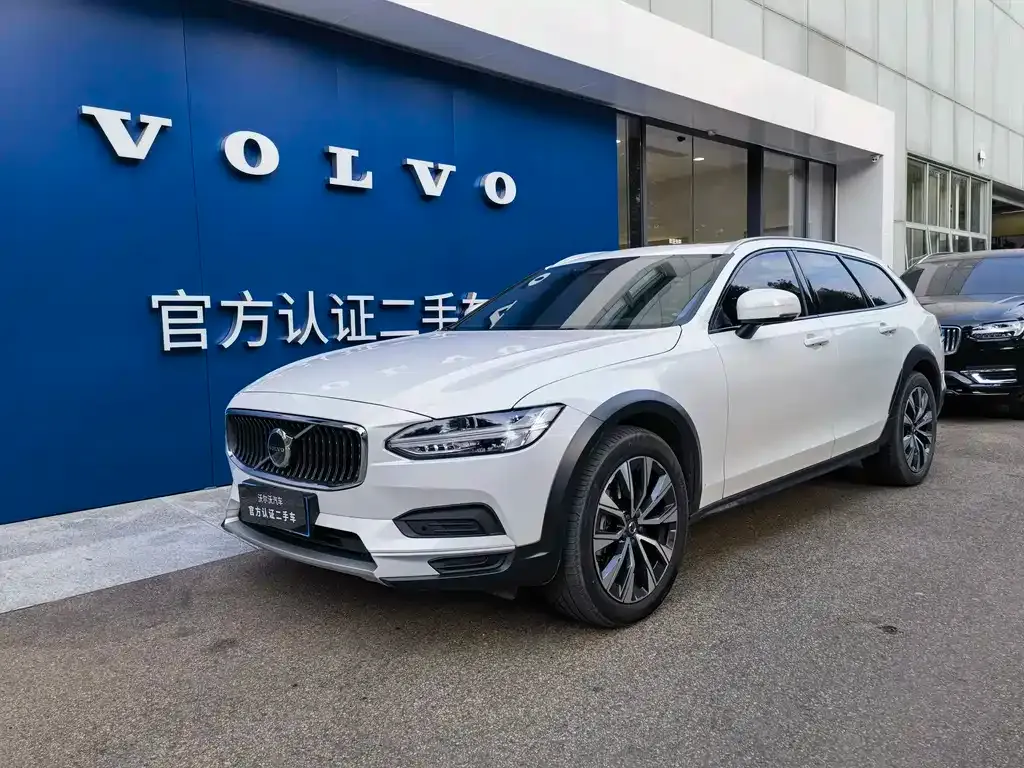 Volvo V90 — фото 1