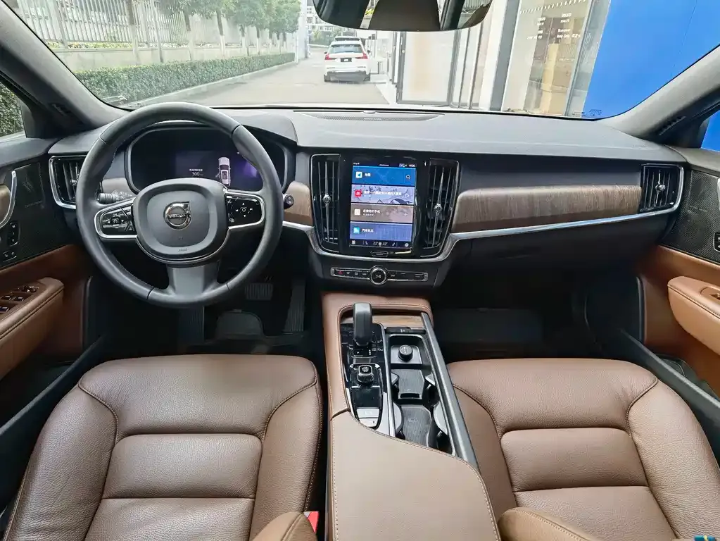Volvo V90 — фото 10