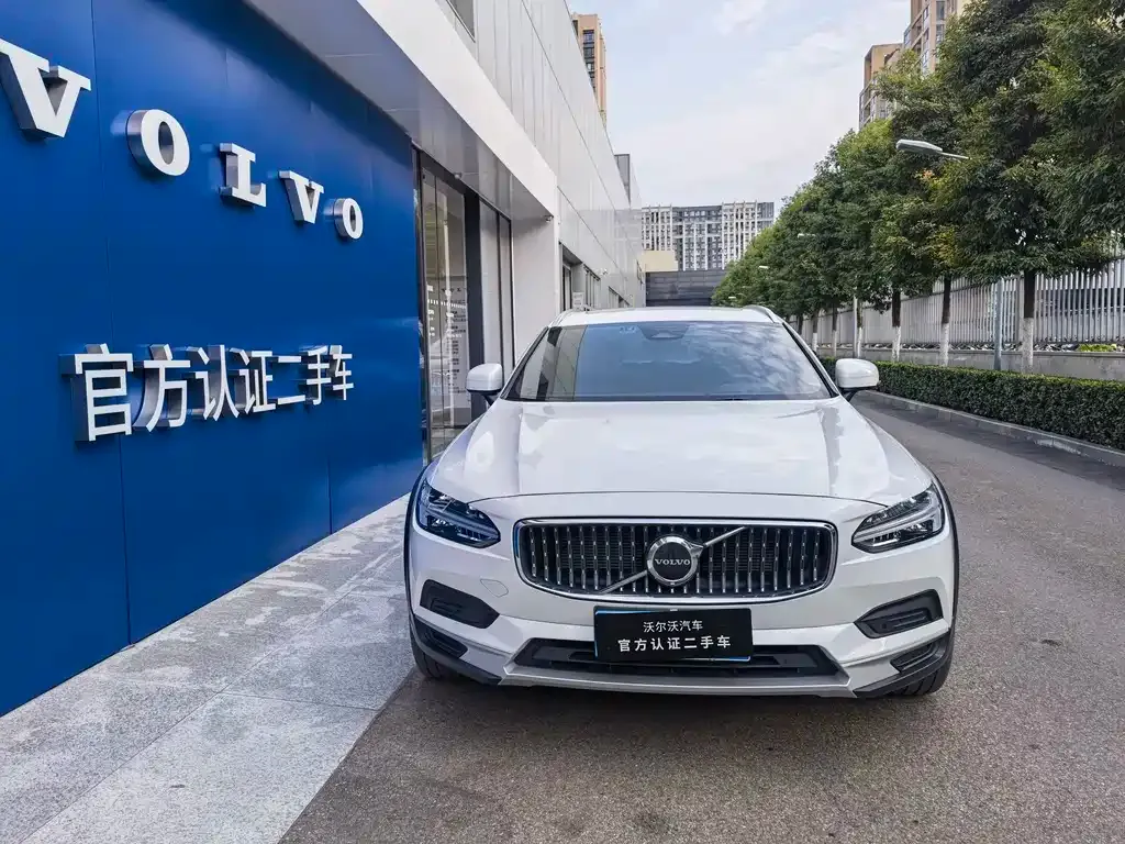 Volvo V90 — фото 2