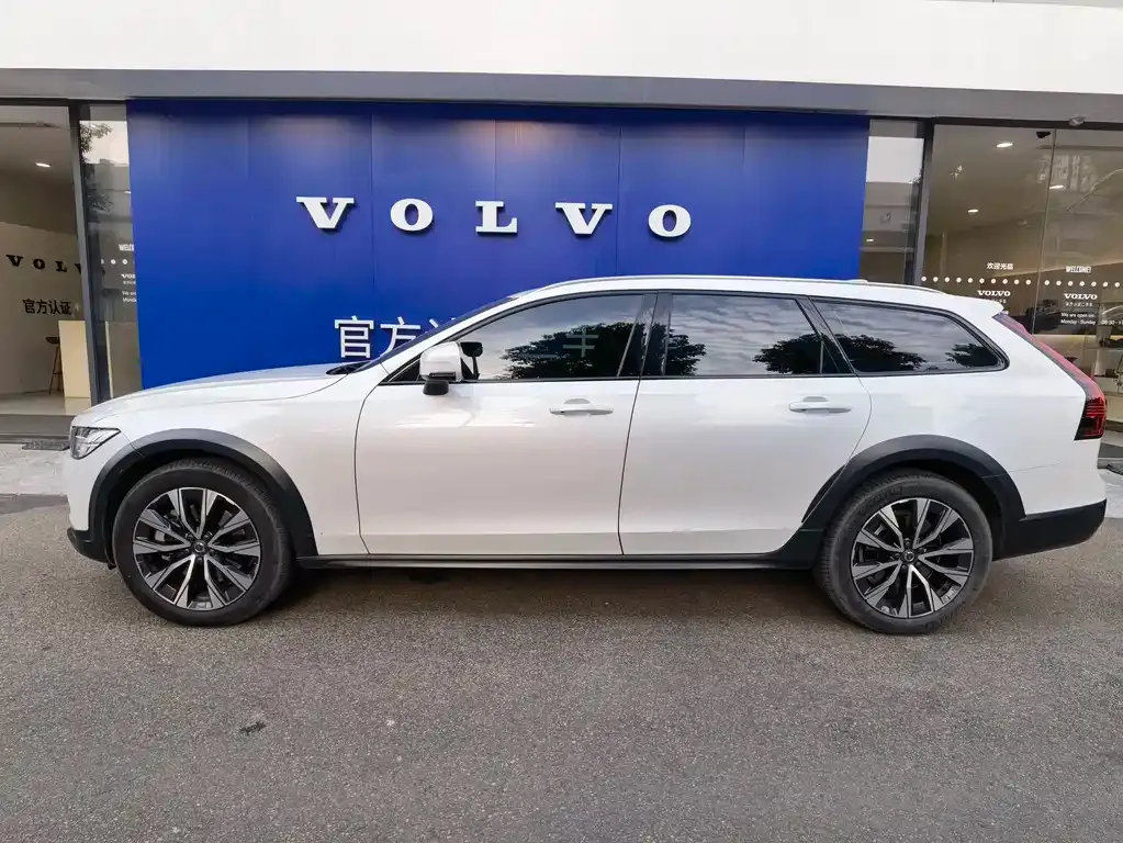 Volvo V90 — фото 3