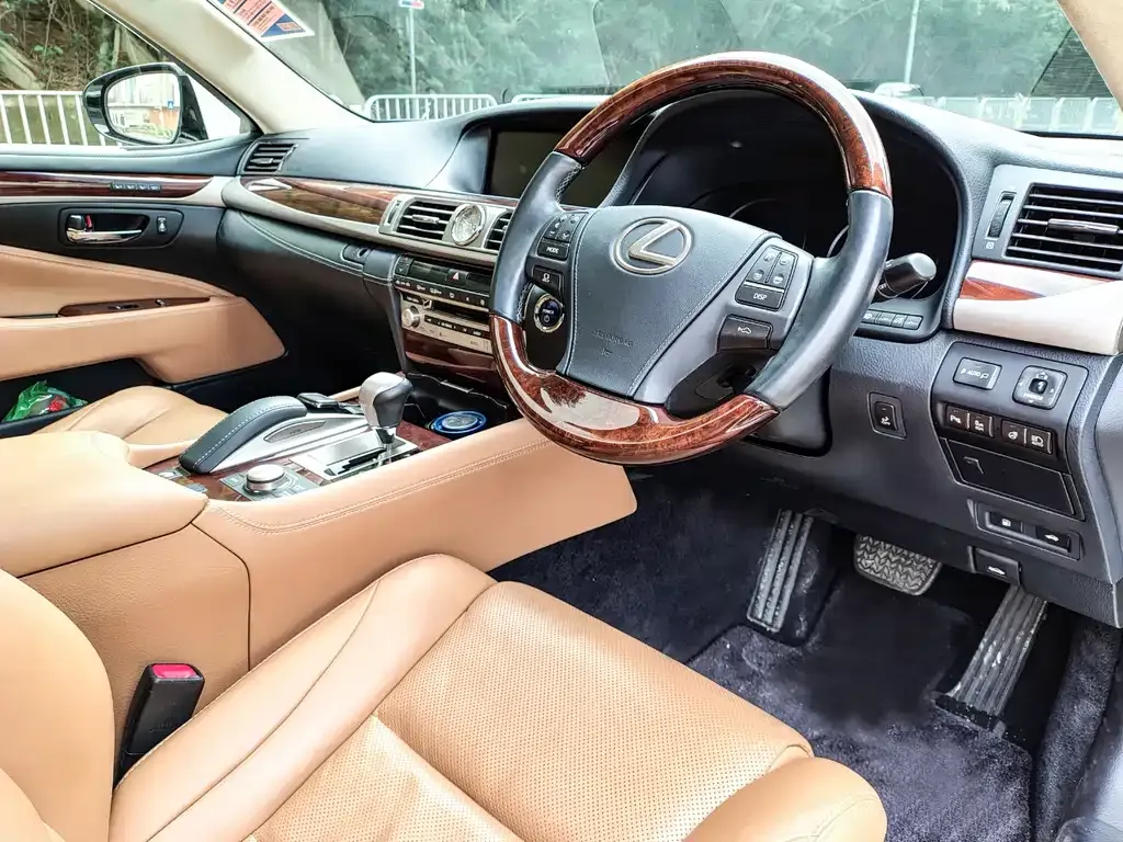 Lexus LS 2021 из CN, фото 5
