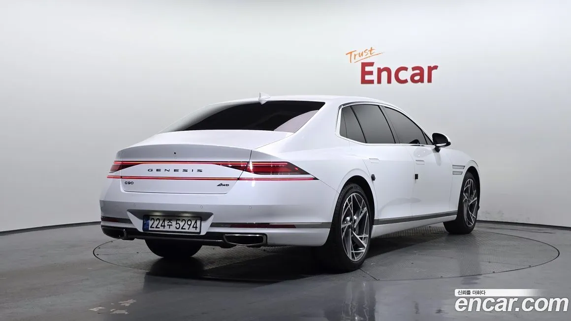 Genesis G90 2023 из KR, фото 2