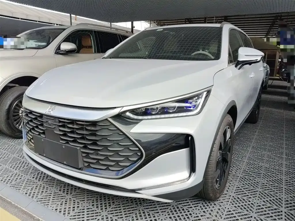 BYD Tang New Energy — фото 1