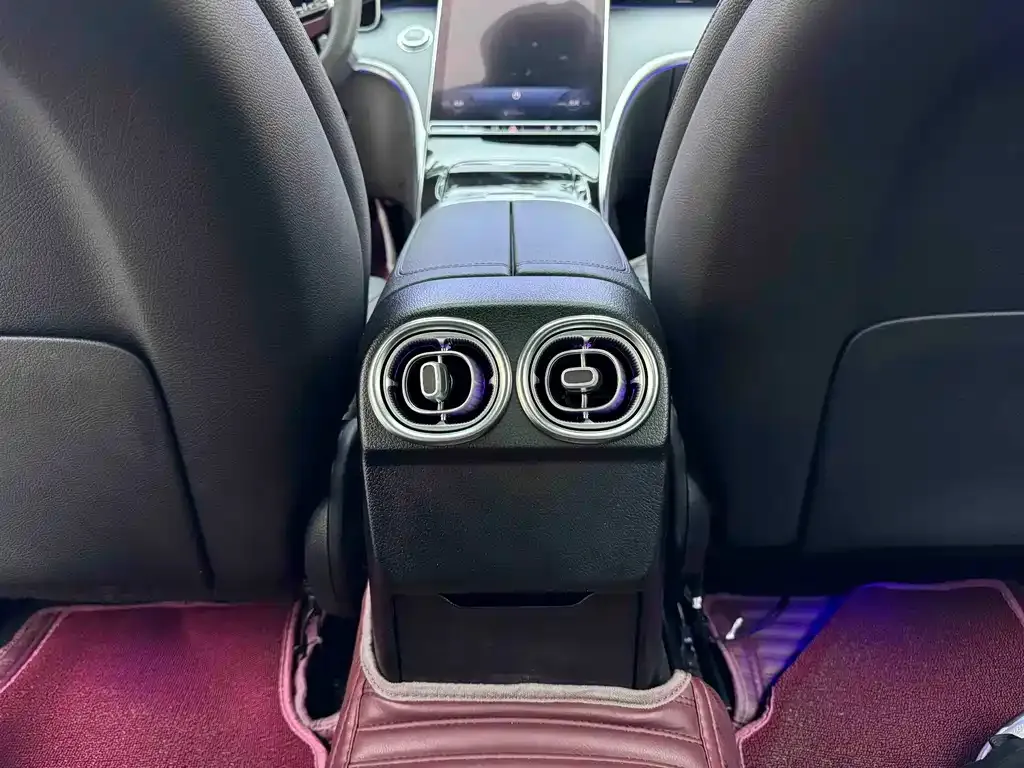 Mercedes-Benz C-Class 2024 из CN, фото 10