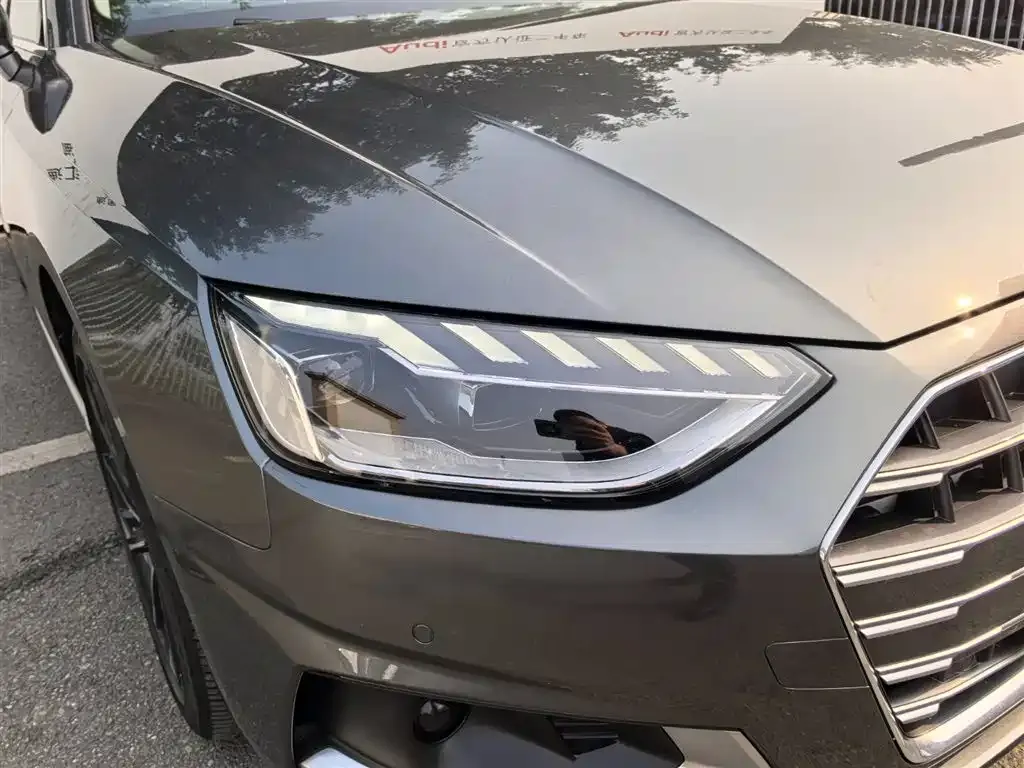 Audi A4L 2023 из CN, фото 6