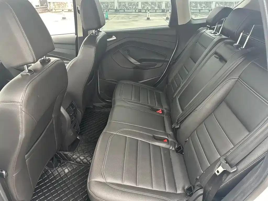Ford Kuga 2021 из CN, фото 6