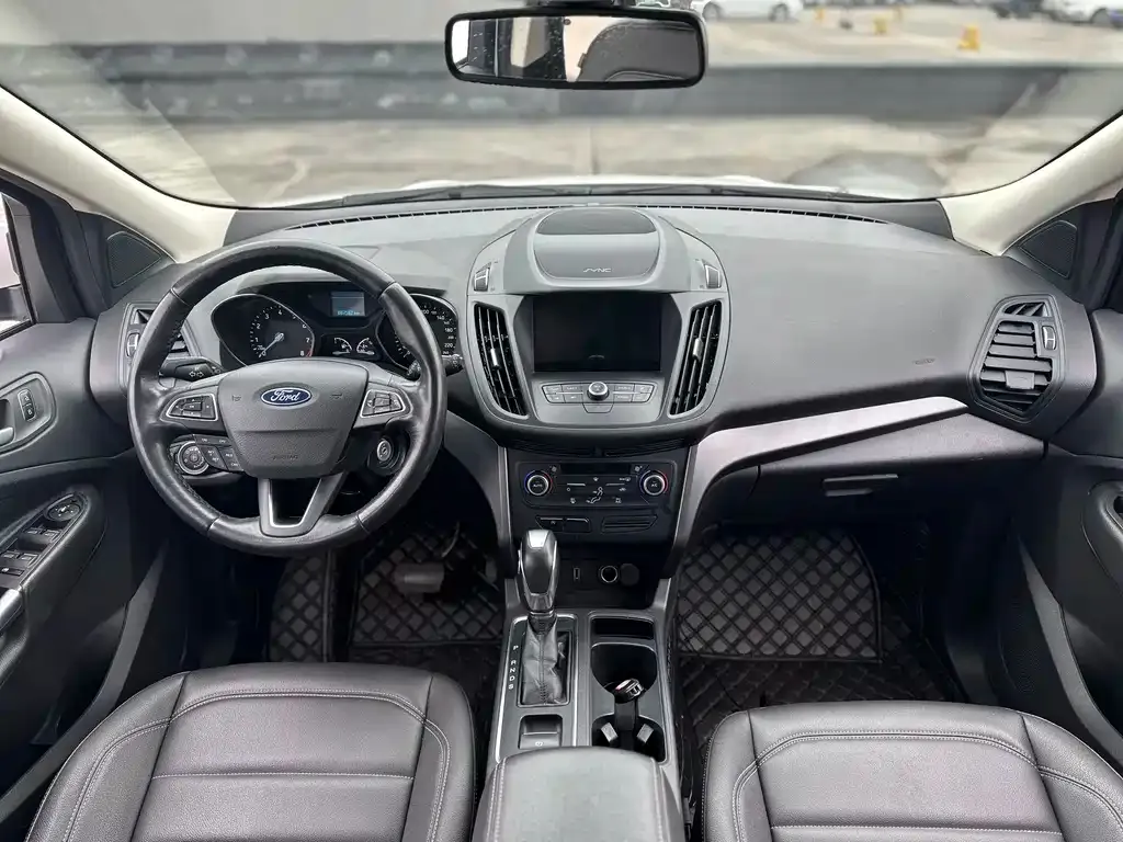 Ford Kuga 2021 из CN, фото 8