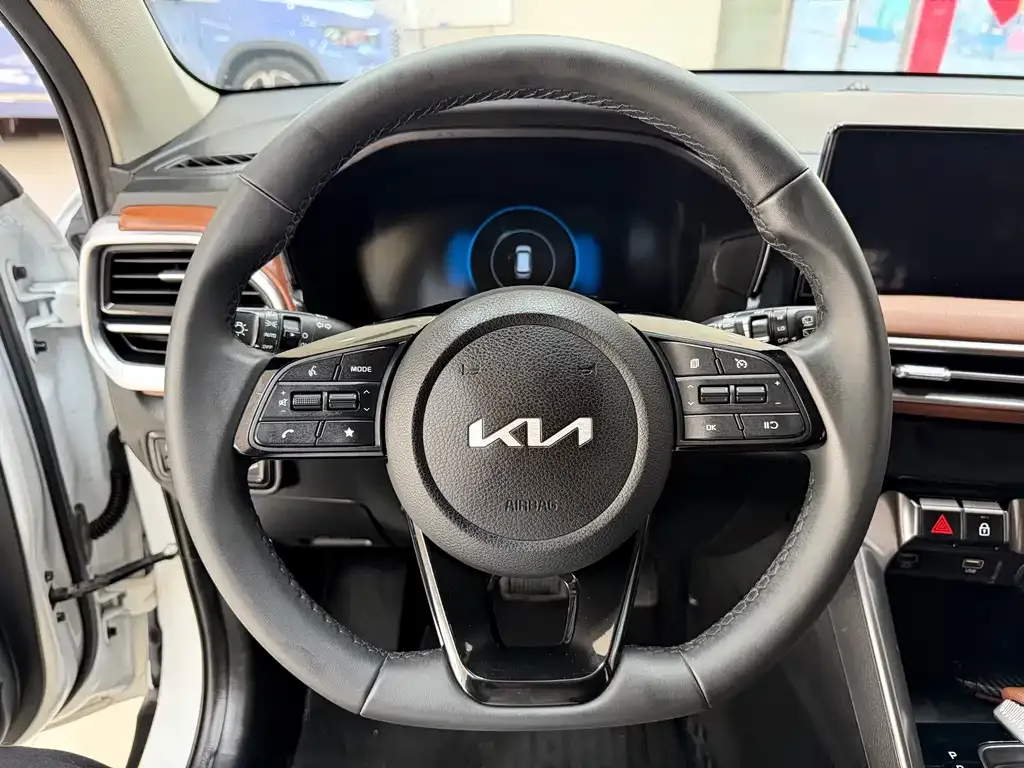 Kia Sportage 2022 из CN, фото 9