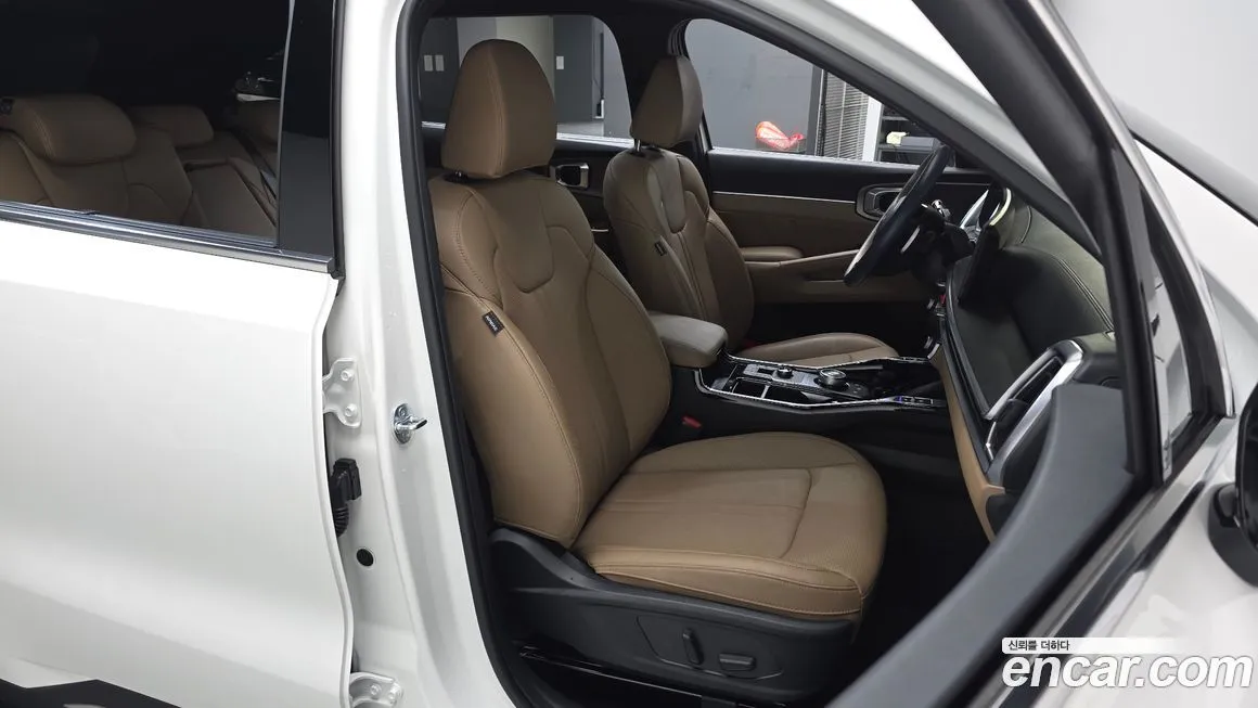 Kia Sorento — фото 10