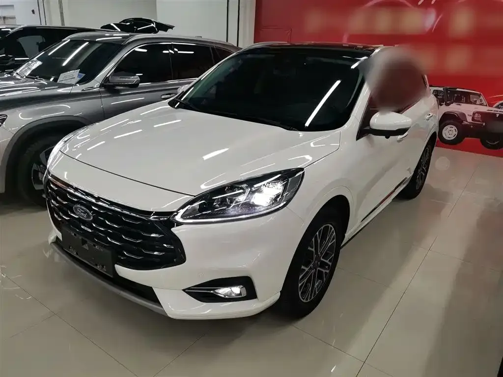 Ford Escape 2022 из CN, фото 1