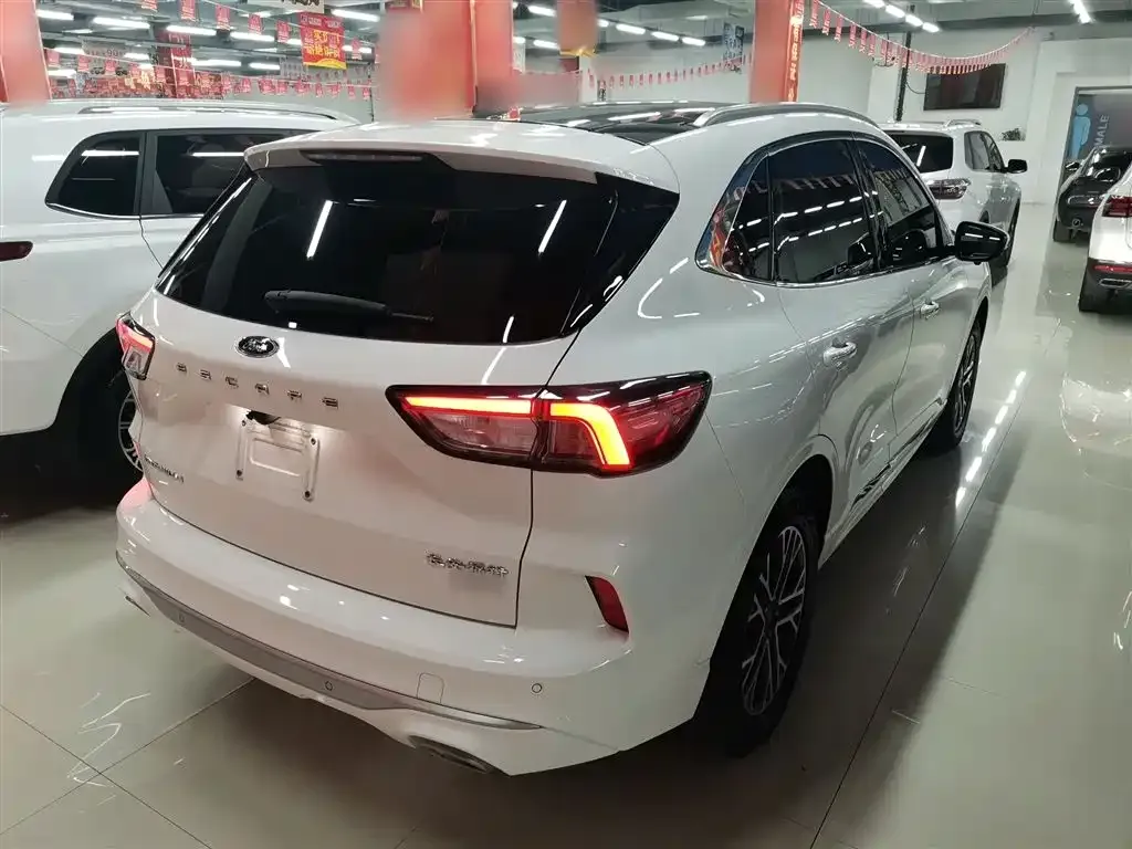 Ford Escape 2022 из CN, фото 7