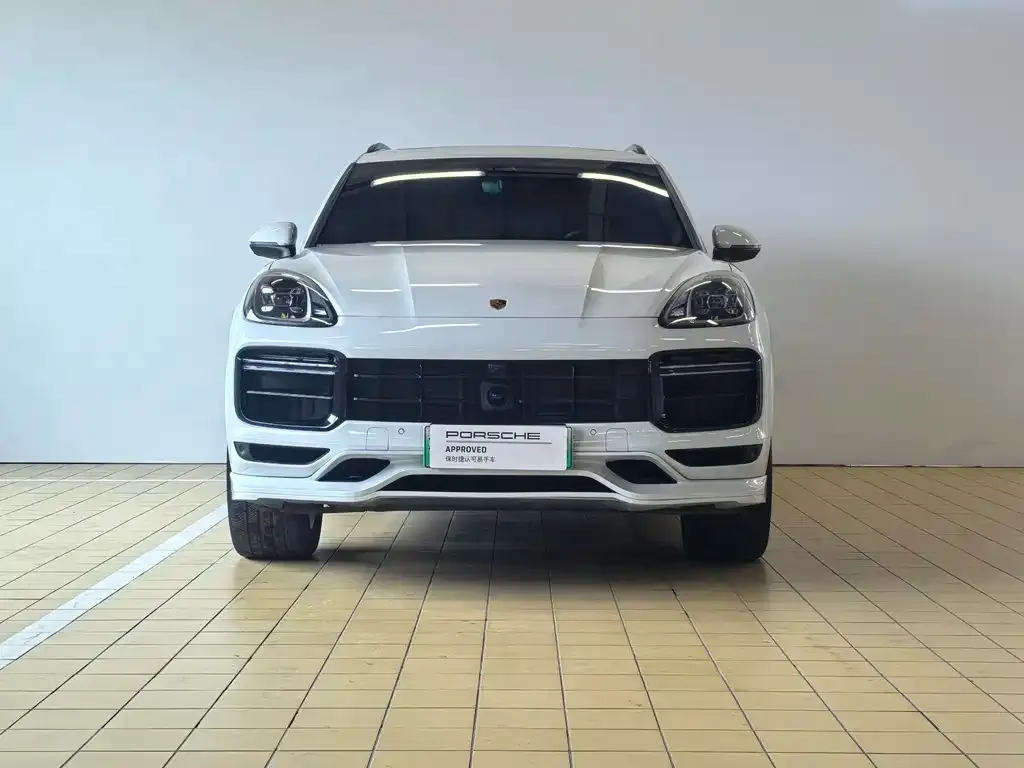 Porsche Cayenne Hybrid 2023 из CN, фото 3