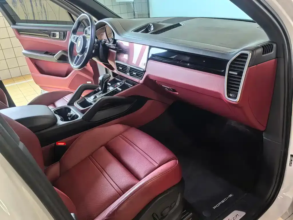 Porsche Cayenne Hybrid 2023 из CN, фото 9