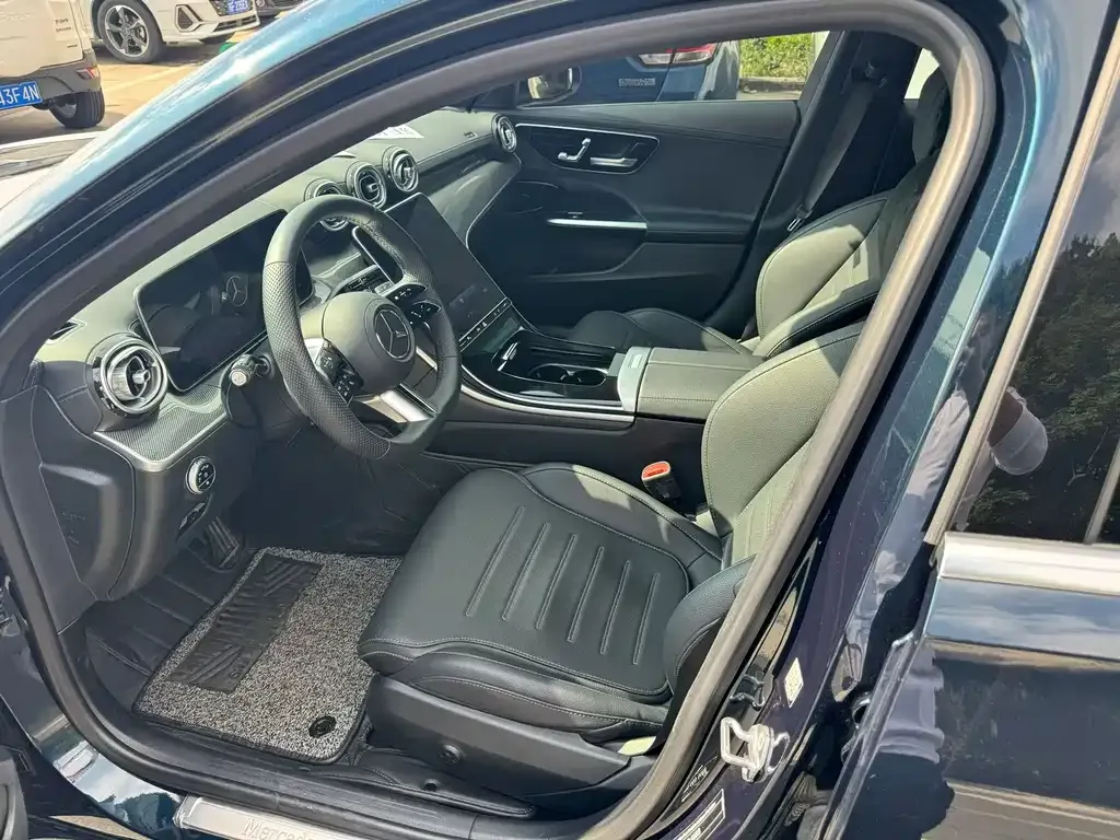 Mercedes-Benz C-Class 2023 из CN, фото 8