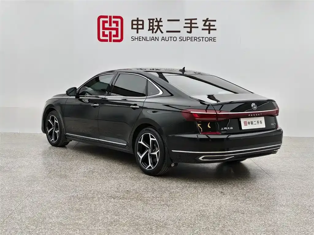 Volkswagen Passat 2024 из CN, фото 2