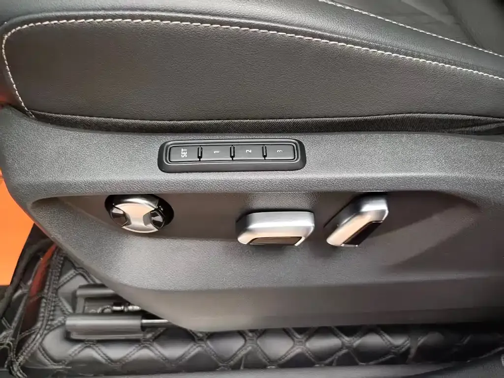 Volkswagen Teramont 2024 из CN, фото 9
