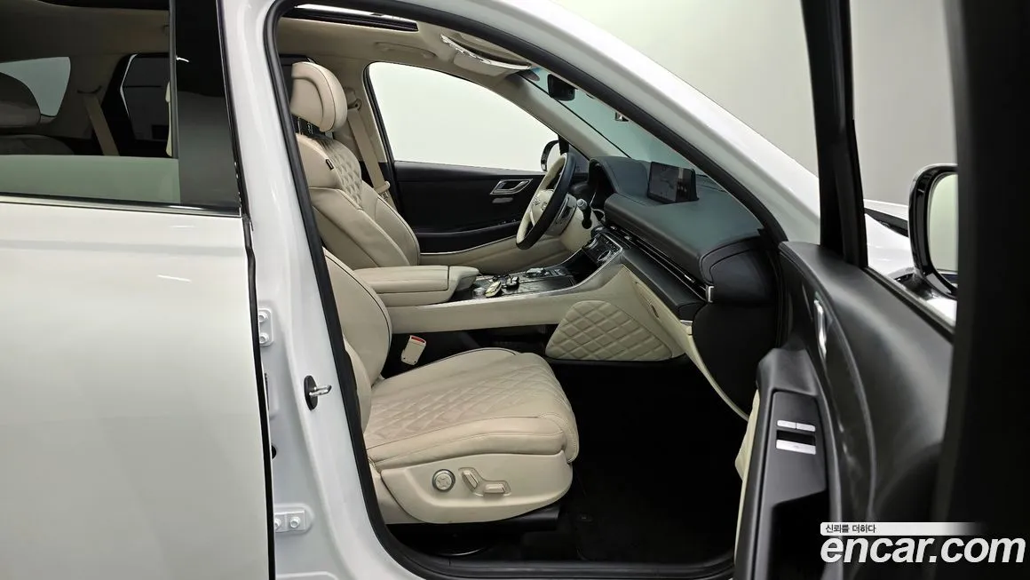 Genesis GV80 — фото 10