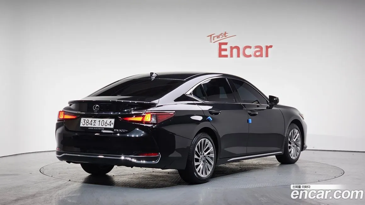 Lexus ES 2026 из KR, фото 2