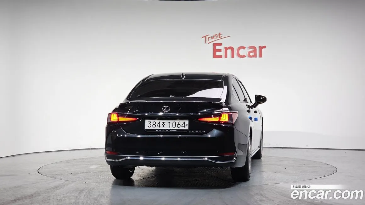 Lexus ES 2026 из KR, фото 4