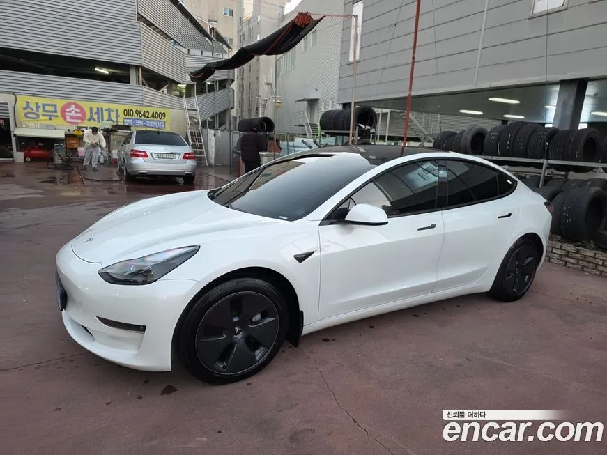 Tesla Model 3 2021 из KR, фото 2