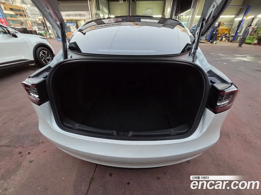 Tesla Model 3 2021 из KR, фото 7