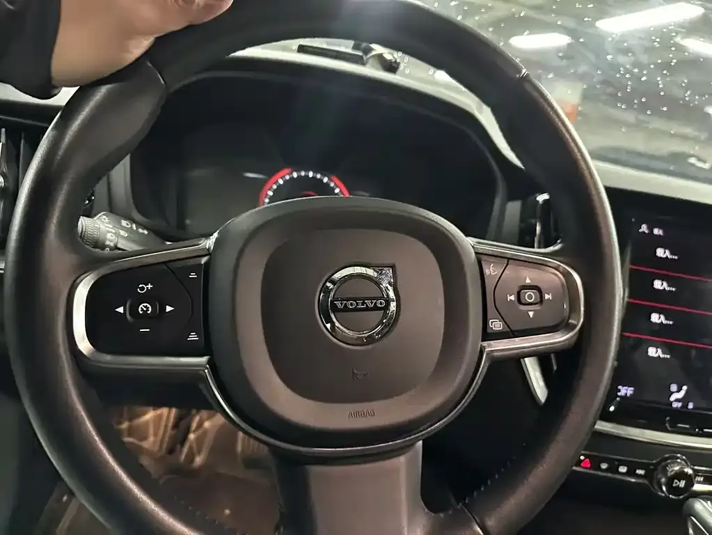 Volvo S60 2021 из CN, фото 3