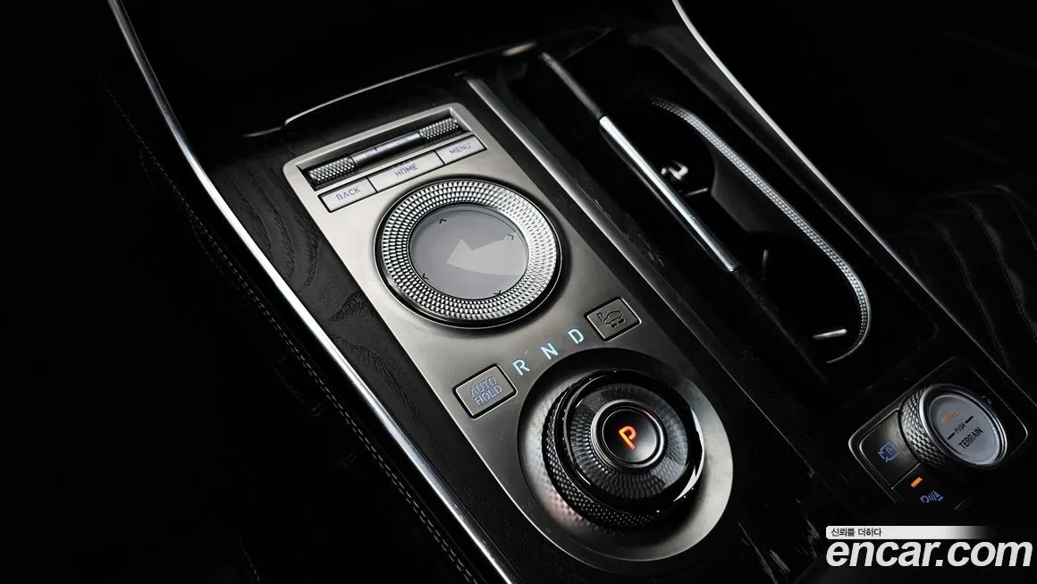 Genesis GV80 — фото 9