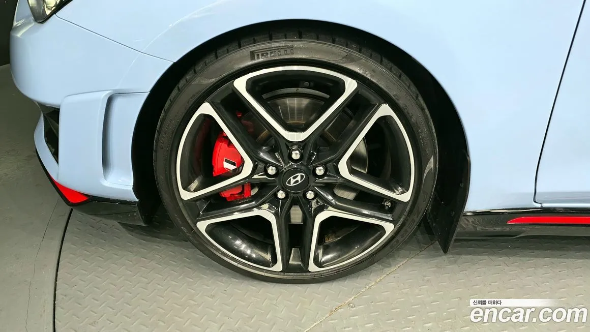 Hyundai Veloster — фото 5