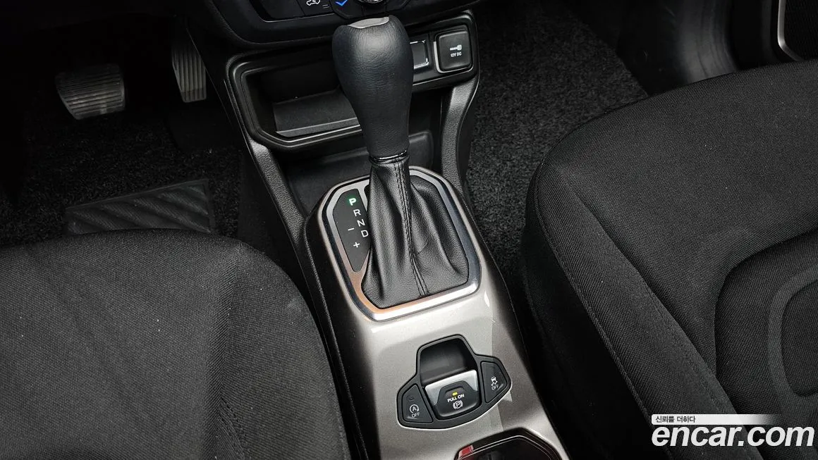 Jeep Renegade 2022 из KR, фото 9