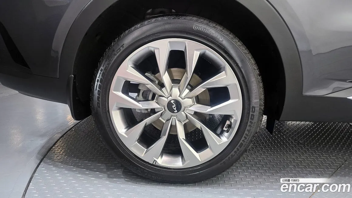 Kia Sorento — фото 5