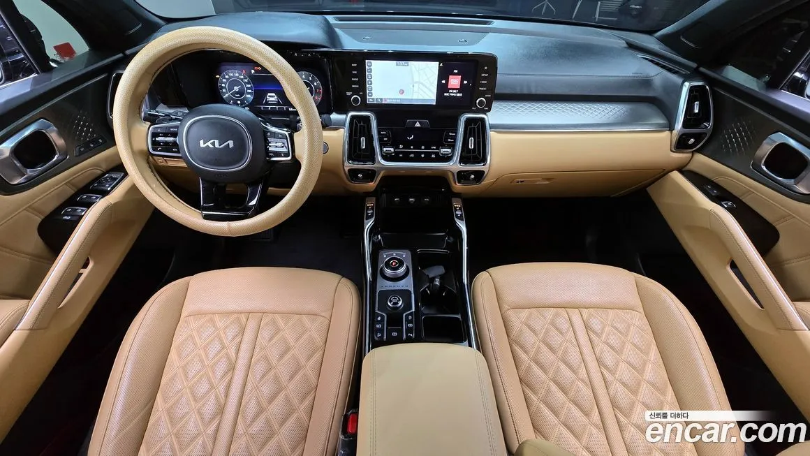 Kia Sorento — фото 7