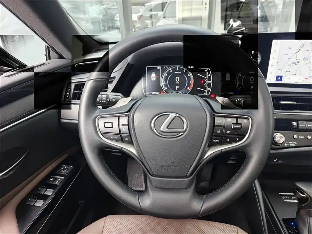 Lexus ES — фото 10