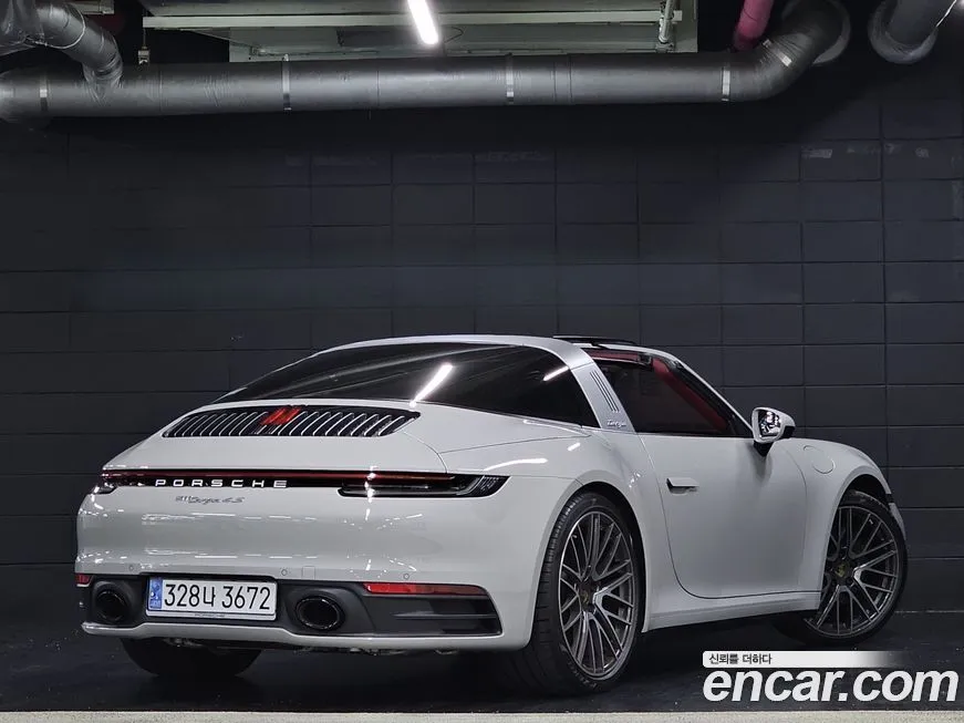 Porsche 911 2024 из KR, фото 4