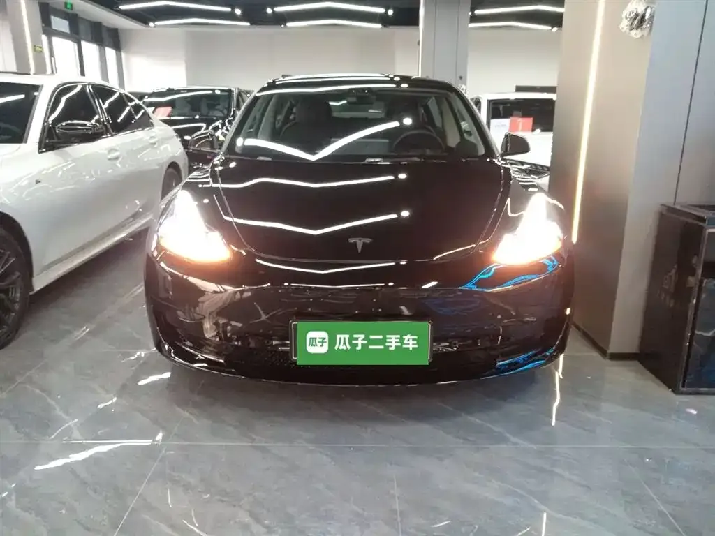 Tesla Model 3 2022 из CN, фото 3