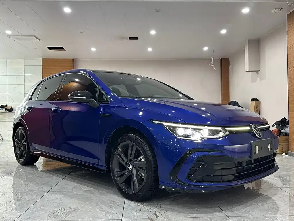 Volkswagen Golf 2021 из CN, фото 2