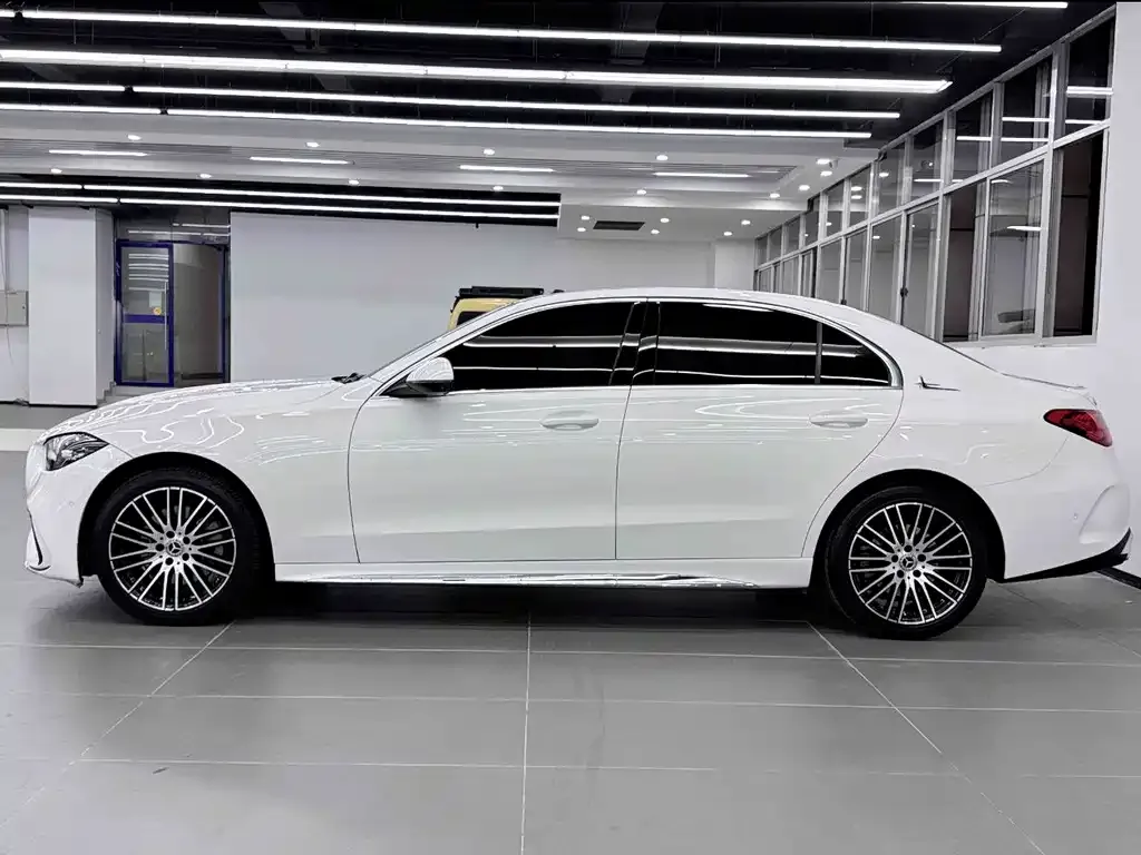 Mercedes-Benz C-Class — фото 4