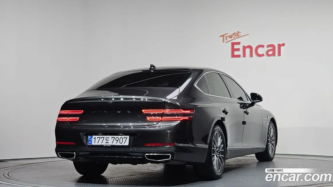 Genesis G80 — фото 2