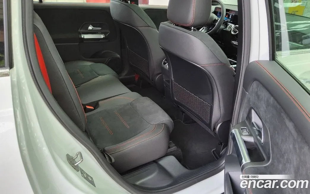Mercedes-Benz GLB-Class 2025 из KR, фото 10