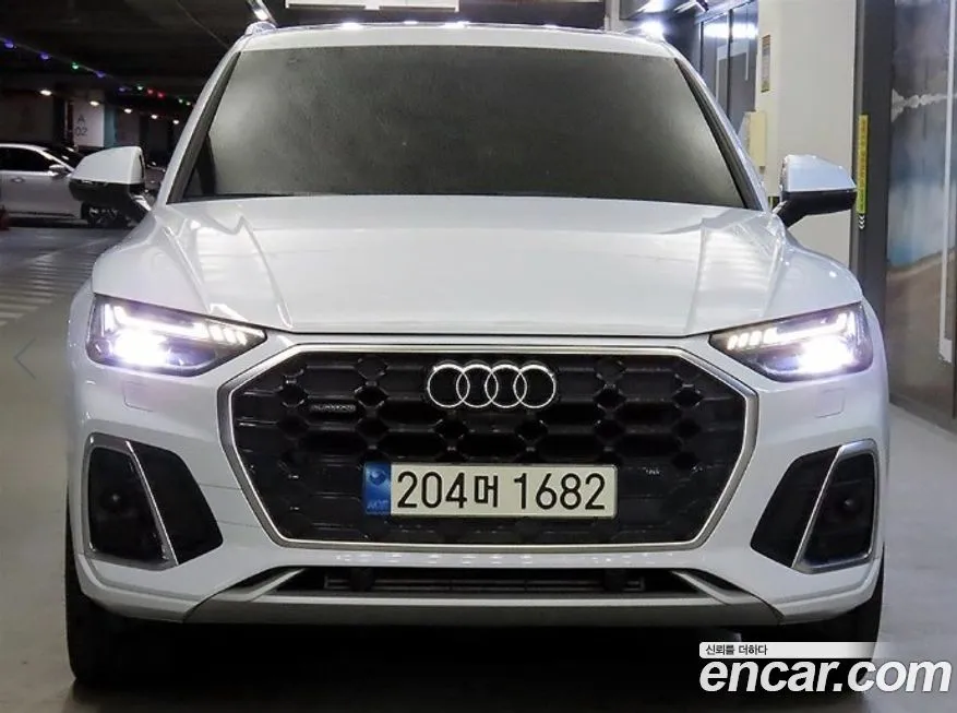 Audi Q5 2023 из KR, фото 2