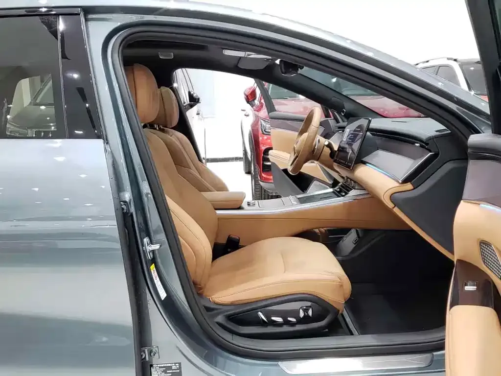 [object Object] 汉L 2025 из CN, фото 7